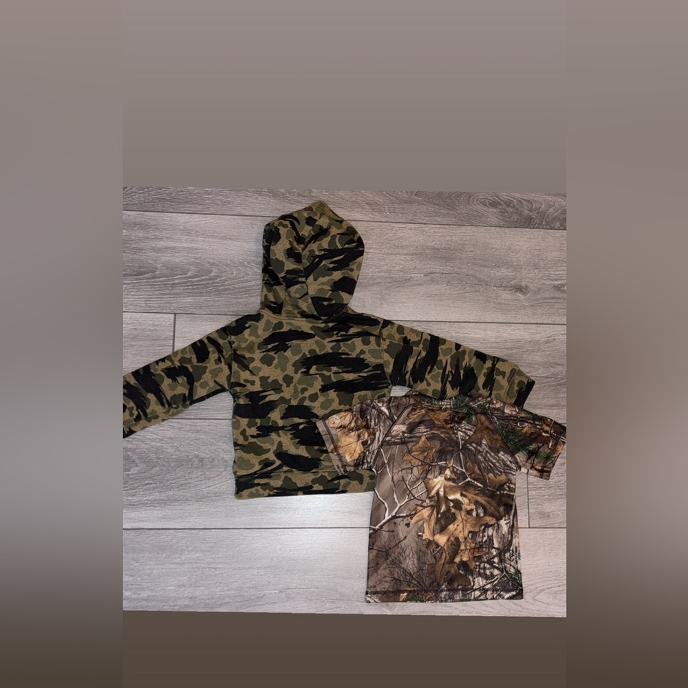 Carhartt Boys Size 3T Lot Of Clothes- Hoodie & Shirt Camo Hunting EUC - Picture 2 of 7
